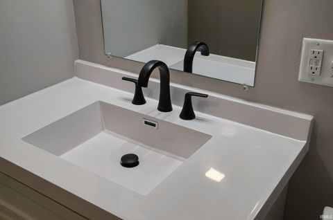 Tiny photo for 601 Charlotte Avenue, Fort Wayne, IN 46805 (MLS # 202604860)