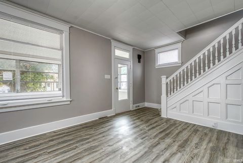 Tiny photo for 601 Charlotte Avenue, Fort Wayne, IN 46805 (MLS # 202604860)