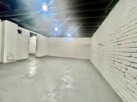 Tiny photo for 601 Charlotte Avenue, Fort Wayne, IN 46805 (MLS # 202604860)