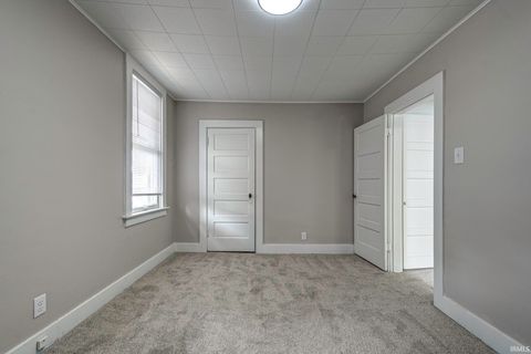 Tiny photo for 601 Charlotte Avenue, Fort Wayne, IN 46805 (MLS # 202604860)