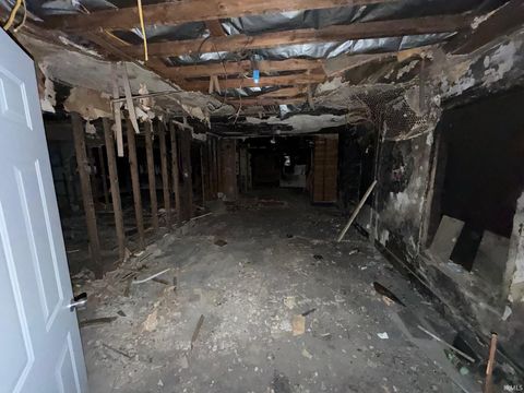 Tiny photo for 921 E Elm Street, Kokomo, IN 46902 (MLS # 202604550)