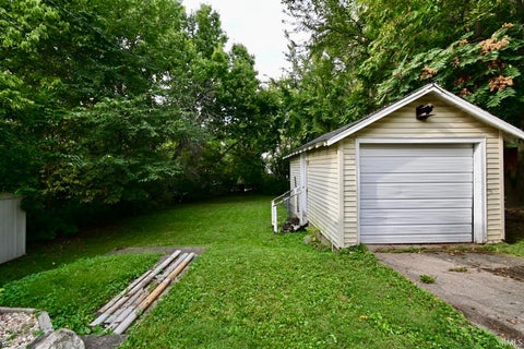 Tiny photo for 1418 Grove Street, Lafayette, IN 47905 (MLS # 202637739)