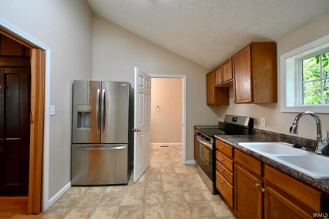 Tiny photo for 1418 Grove Street, Lafayette, IN 47905 (MLS # 202637739)