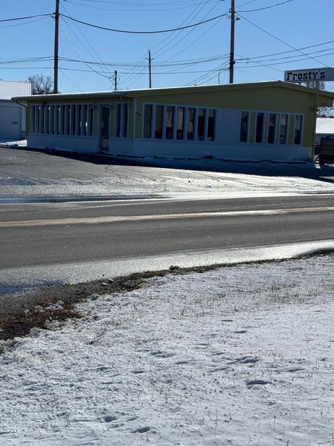 Photo of 659 W Huntington Street, Montpelier, IN 47359 (MLS # 202545478)