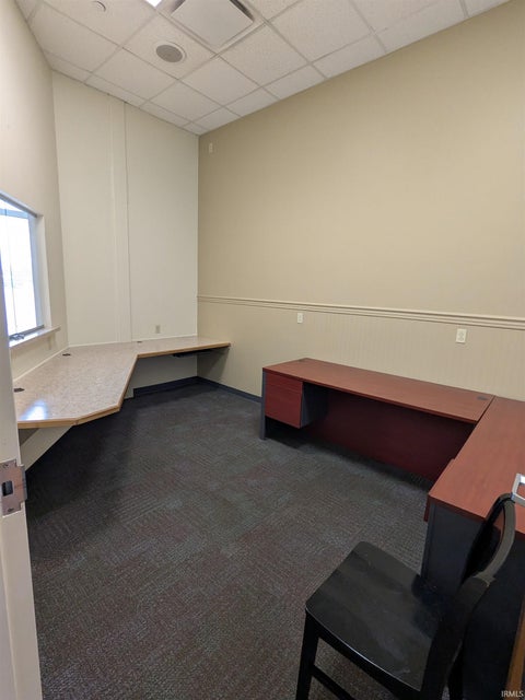 Tiny photo for 194 E Southway Boulevard, Kokomo, IN 46902 (MLS # 202626327)