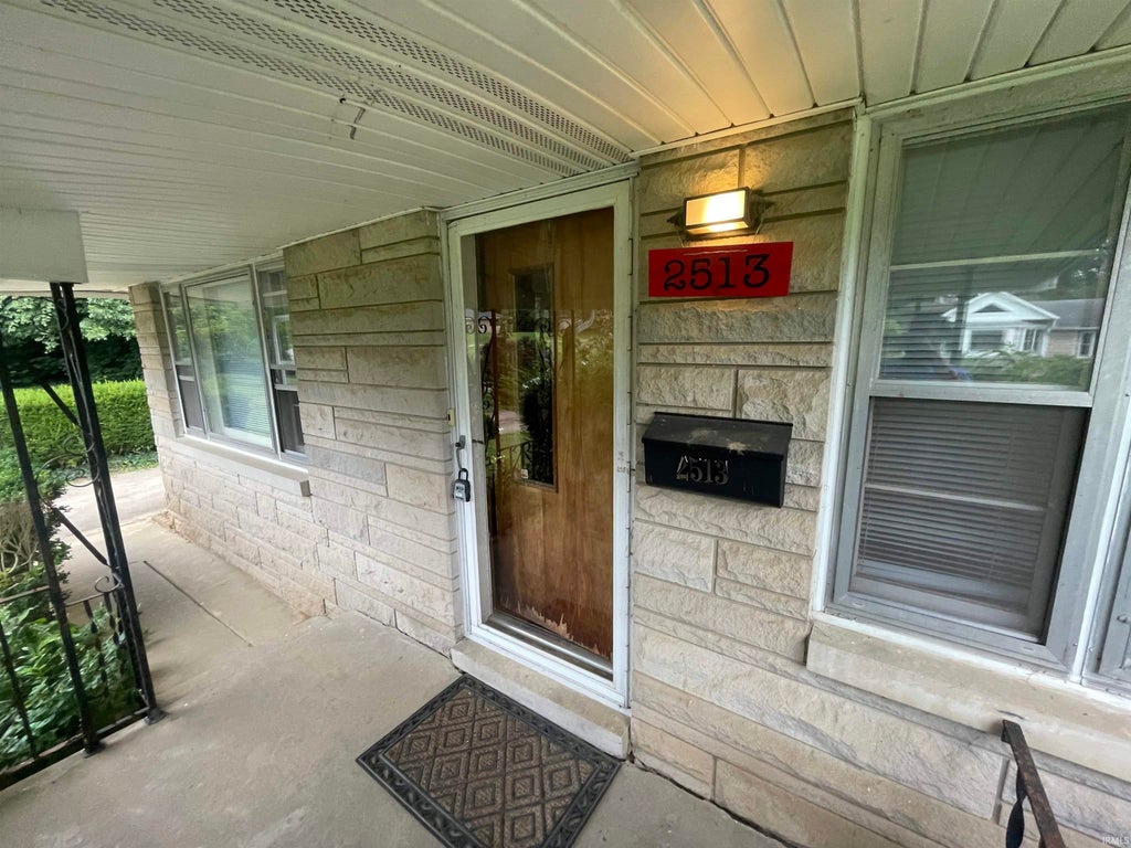 Photo of 2513 E 8th Street, Bloomington, IN 47408 (MLS # 202643749)