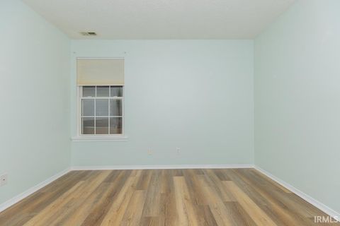 Tiny photo for 1719 Seasons Ridge Boulevard, Evansville, IN 47715 (MLS # 202545516)