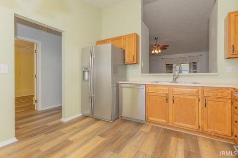 Tiny photo for 1719 Seasons Ridge Boulevard, Evansville, IN 47715 (MLS # 202545516)