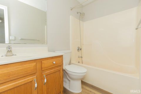 Tiny photo for 1719 Seasons Ridge Boulevard, Evansville, IN 47715 (MLS # 202545516)