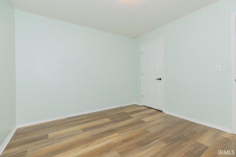 Tiny photo for 1719 Seasons Ridge Boulevard, Evansville, IN 47715 (MLS # 202545516)