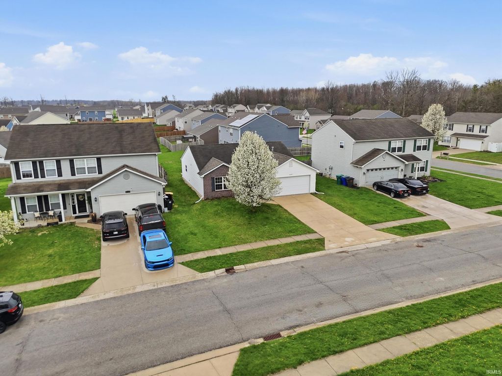 Photo of 5029 Pocono Crossing, Fort Wayne, IN 46808 (MLS # 202613845)