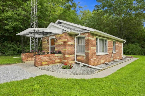 Tiny photo for 6722 E Wabash Road, Peru, IN 46970 (MLS # 202634613)