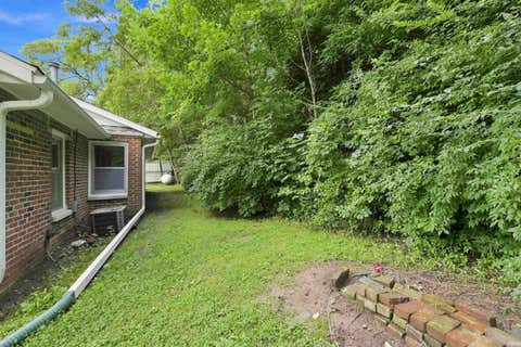 Tiny photo for 6722 E Wabash Road, Peru, IN 46970 (MLS # 202634613)
