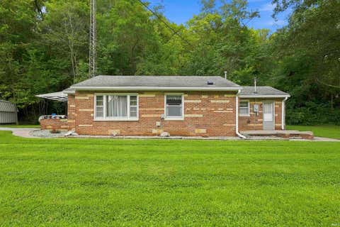 Tiny photo for 6722 E Wabash Road, Peru, IN 46970 (MLS # 202634613)