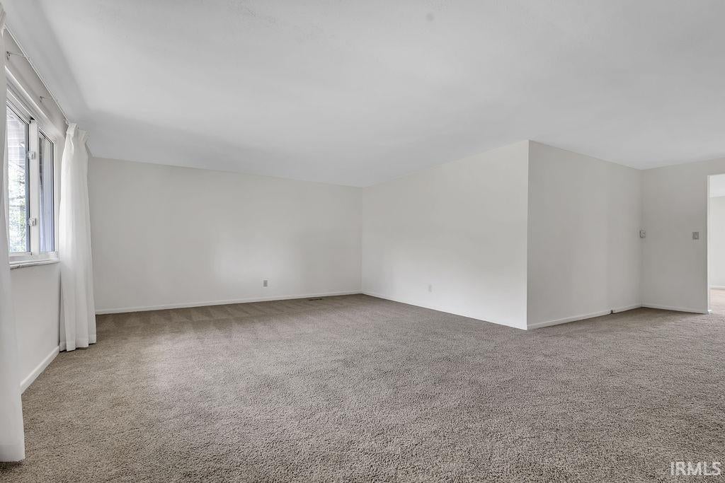 Photo of 3522 E Grandview Drive, Bloomington, IN 47408 (MLS # 202633226)