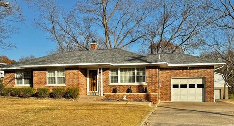 Photo of 2807 N Red Bank Road, Evansville, IN 47720 (MLS # 202546443)