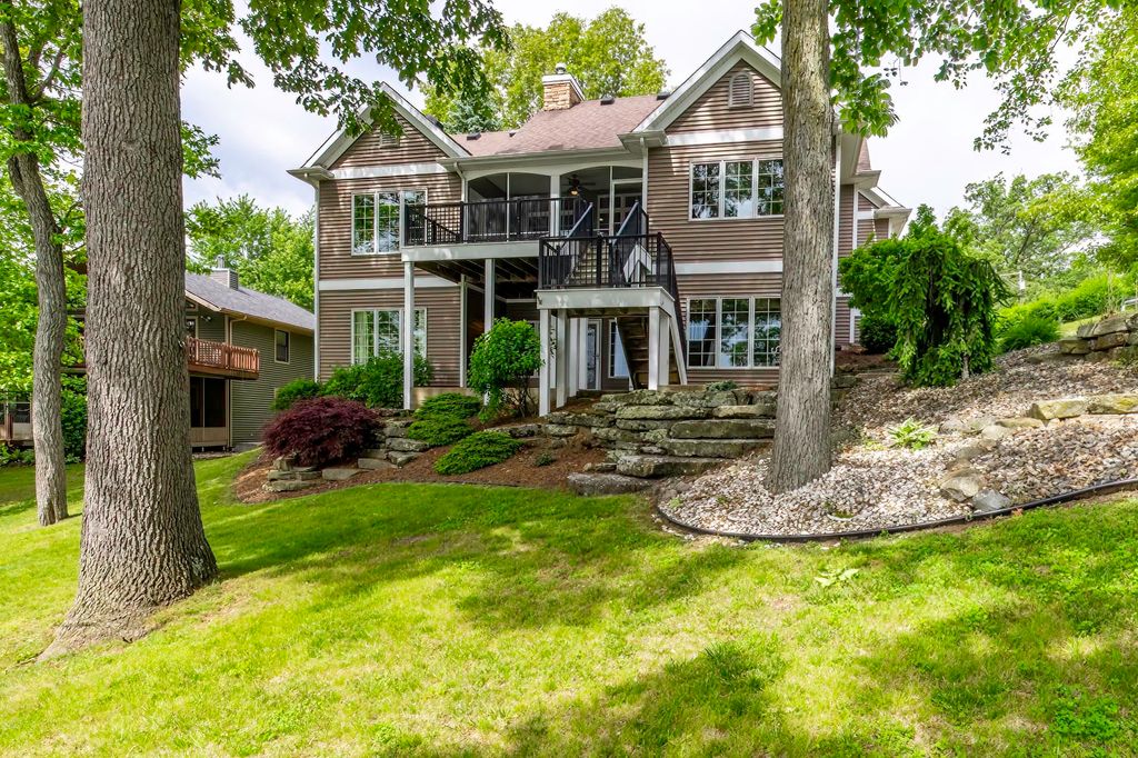 Photo of 115 Lane 165 Lime Lake Lk, Angola, IN 46703 (MLS # 202621147)
