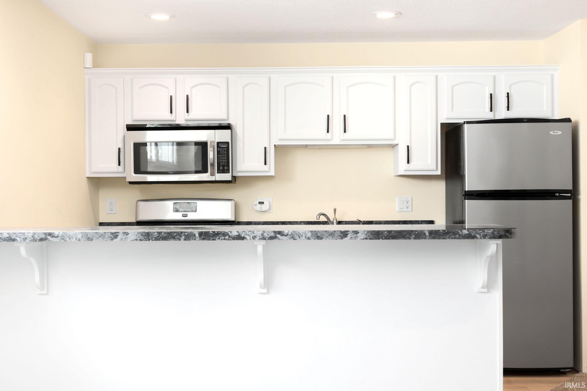 Elkhart, Indiana 46528, United States, 3 Bedrooms Bedrooms, ,3 BathroomsBathrooms,Residential,Active,213667