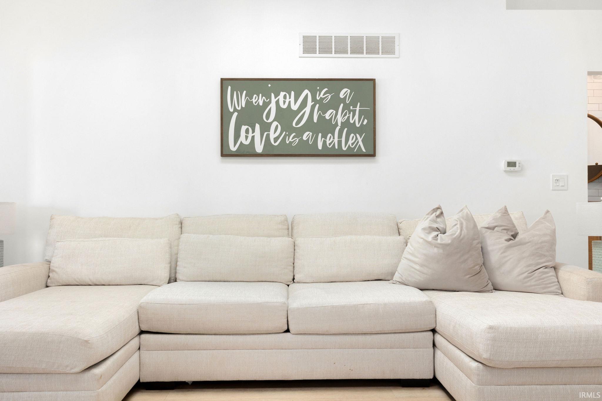 Elkhart, Indiana 46528, United States, 3 Bedrooms Bedrooms, ,3 BathroomsBathrooms,Residential,Active,213667