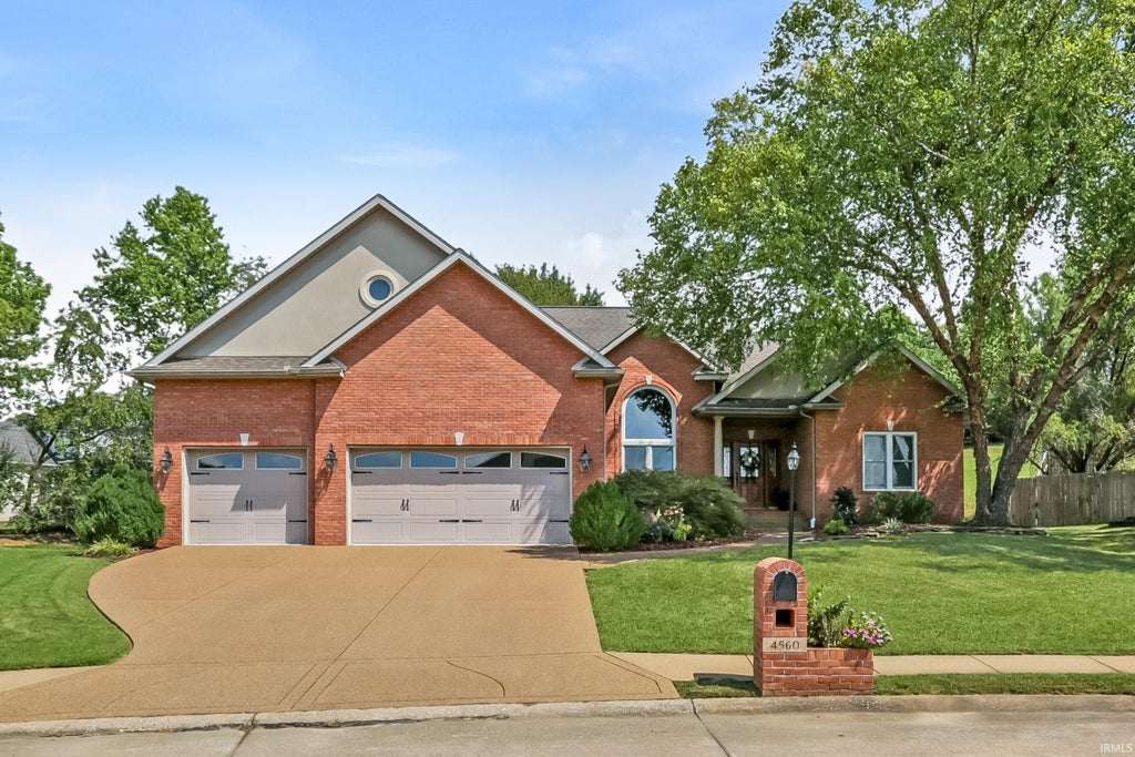 Photo of 4560 Clint Circle, Newburgh, IN 47630 (MLS # 202637213)