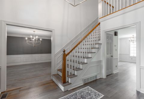 Tiny photo for 7416 E Sycamore Street, Evansville, IN 47715 (MLS # 202606030)