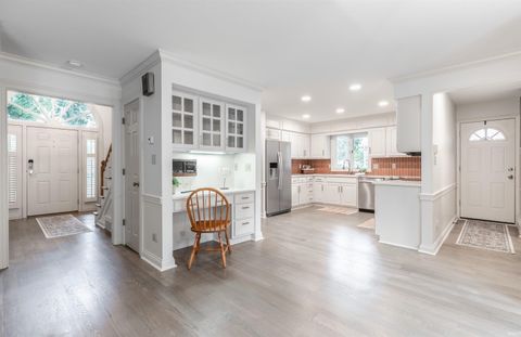 Tiny photo for 7416 E Sycamore Street, Evansville, IN 47715 (MLS # 202606030)