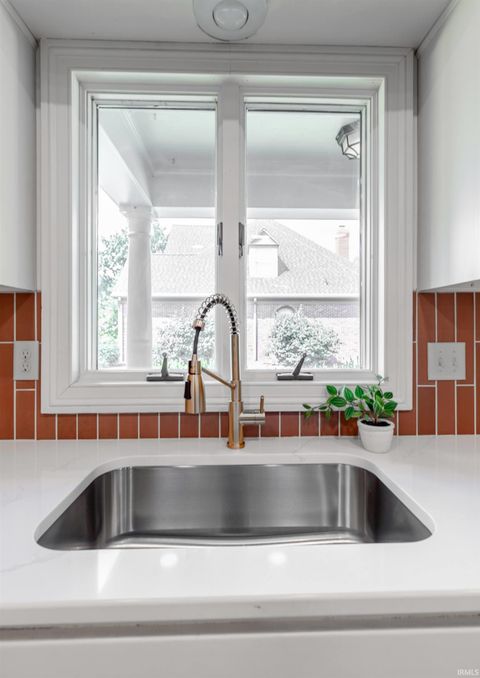 Tiny photo for 7416 E Sycamore Street, Evansville, IN 47715 (MLS # 202606030)