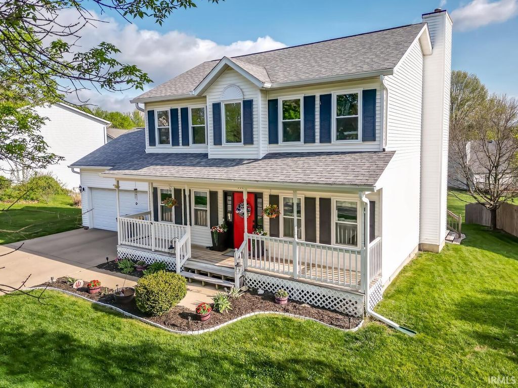 Photo of 1112 W Rosewood Drive, Bloomington, IN 47404 (MLS # 202613053)