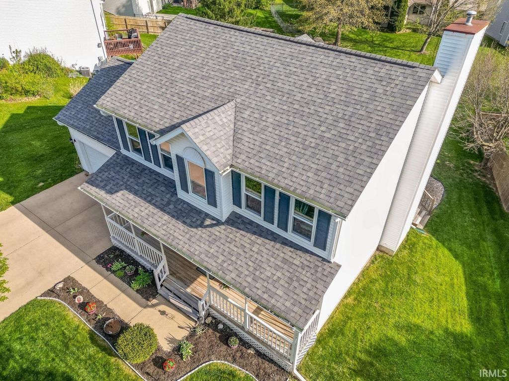 Photo of 1112 W Rosewood Drive, Bloomington, IN 47404 (MLS # 202613053)