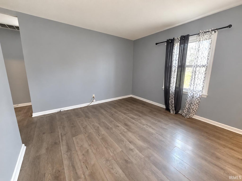 Photo of 1507 Jackson Avenue, Evansville, IN 47714 (MLS # 202635936)
