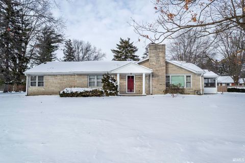 Photo of 906 Windsor Drive, West Lafayette, IN 47906 (MLS # 202604501)