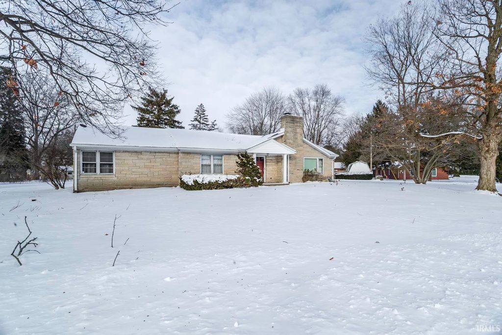 Photo of 906 Windsor Drive, West Lafayette, IN 47906 (MLS # 202604501)