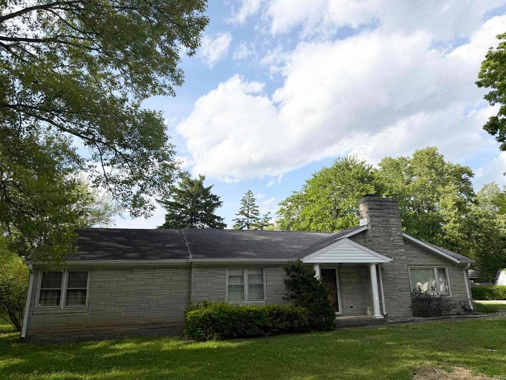 Photo of 906 Windsor Drive, West Lafayette, IN 47906 (MLS # 202604501)