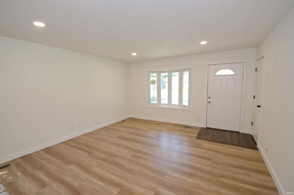 Photo of 2317 Apache Drive, Lafayette, IN 47909 (MLS # 202628802)