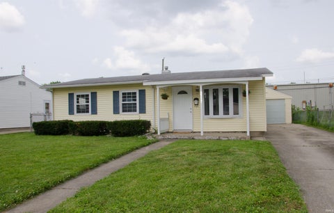 Photo of 2317 Apache Drive, Lafayette, IN 47909 (MLS # 202628802)