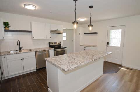 Tiny photo for 2317 Apache Drive, Lafayette, IN 47909 (MLS # 202628802)