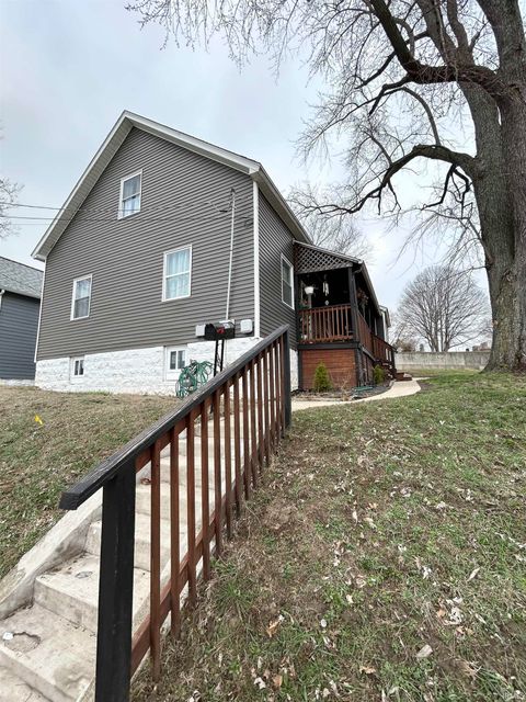 Photo of 520 Henry Street, Logansport, IN 46947 (MLS # 202608170)