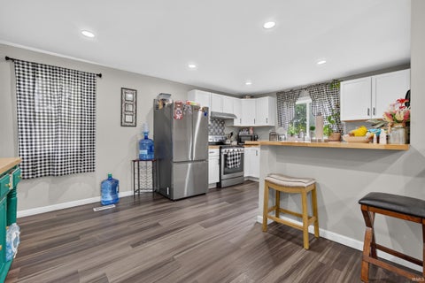 Tiny photo for 520 Henry Street, Logansport, IN 46947 (MLS # 202608170)