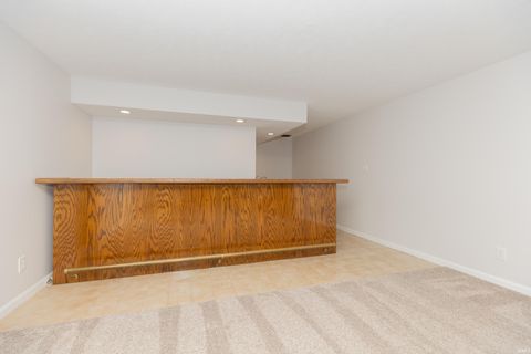 Tiny photo for 201 E Mount Pleasant Road, Evansville, IN 47711 (MLS # 202618356)