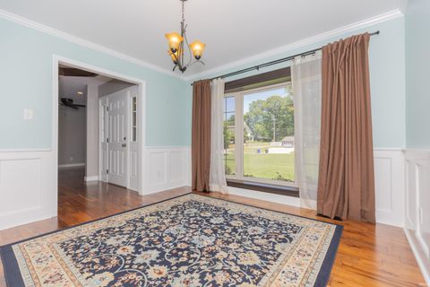 Tiny photo for 201 E Mount Pleasant Road, Evansville, IN 47711 (MLS # 202618356)