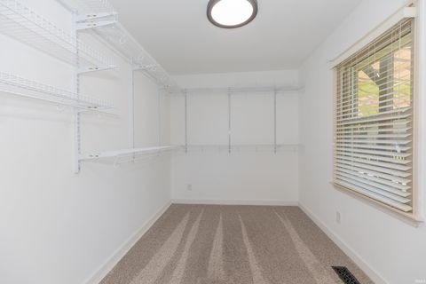 Tiny photo for 201 E Mount Pleasant Road, Evansville, IN 47711 (MLS # 202618356)