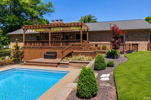 Tiny photo for 201 E Mount Pleasant Road, Evansville, IN 47711 (MLS # 202618356)