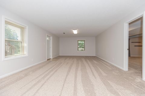 Tiny photo for 201 E Mount Pleasant Road, Evansville, IN 47711 (MLS # 202618356)