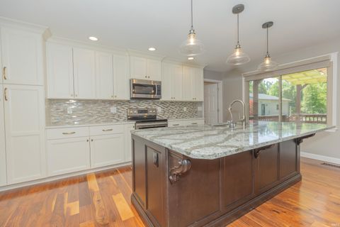 Tiny photo for 201 E Mount Pleasant Road, Evansville, IN 47711 (MLS # 202618356)
