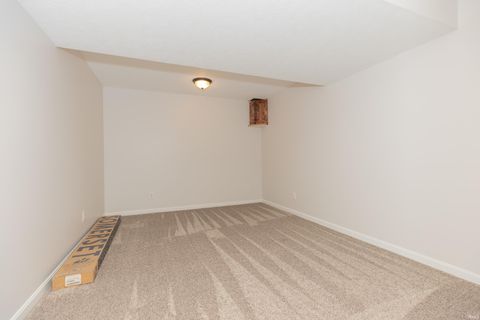 Tiny photo for 201 E Mount Pleasant Road, Evansville, IN 47711 (MLS # 202618356)