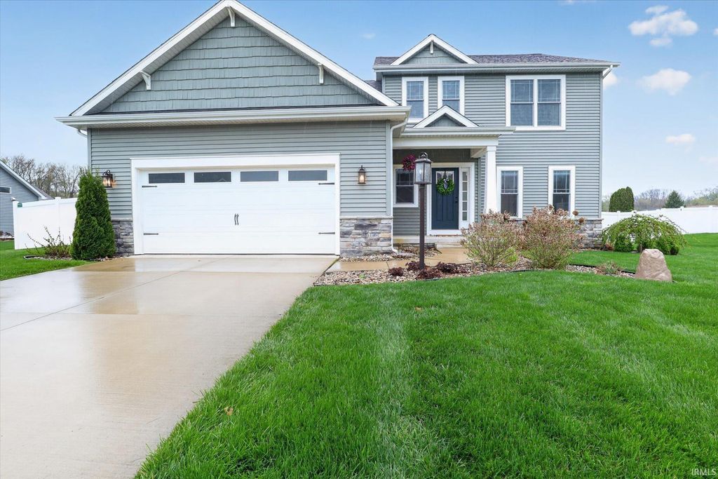Photo of 58373 Crossview Lane, Osceola, IN 46561 (MLS # 202614077)