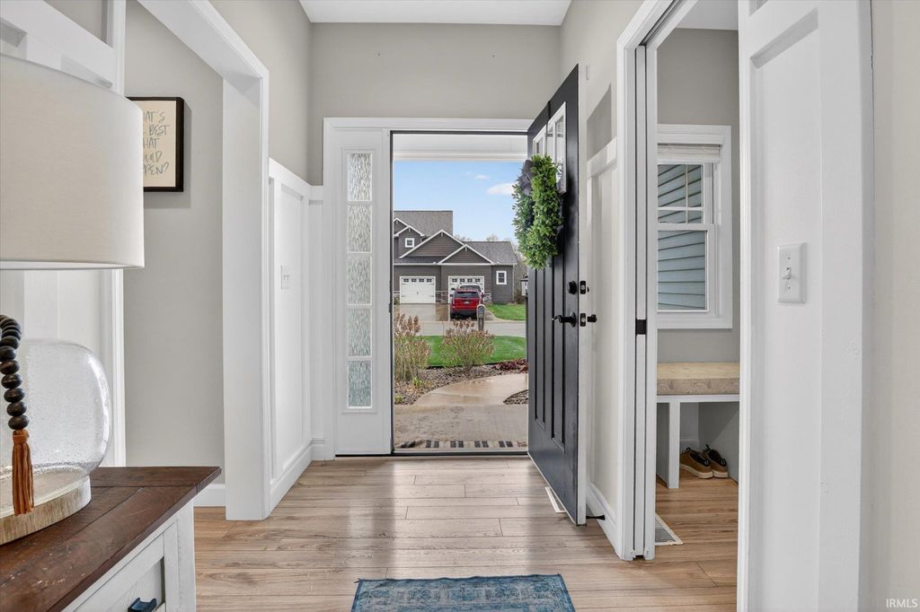 Photo of 58373 Crossview Lane, Osceola, IN 46561 (MLS # 202614077)