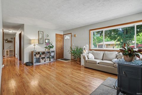 Tiny photo for 23593 County Road 16, Elkhart, IN 46516 (MLS # 202621701)