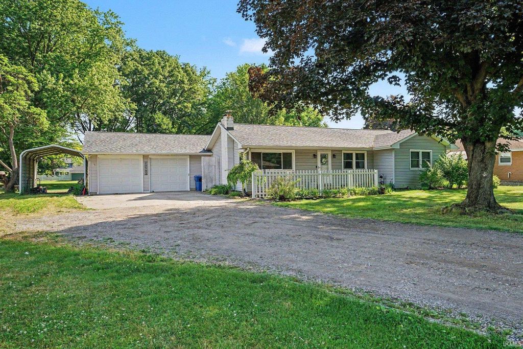 Photo of 23593 County Road 16, Elkhart, IN 46516 (MLS # 202621701)