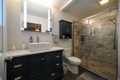 Tiny photo for 705 PINOAK Drive, Kokomo, IN 46901 (MLS # 202545471)